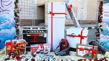 اهدای ۳۰۰سری جهیزیه به زوج‌های جوان قزوینی 

