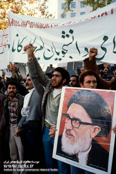 تصاویر تاریخی لحظه تسخیر لانه جاسوسی آمریکا