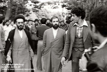 تصاویر تاریخی لحظه تسخیر لانه جاسوسی آمریکا