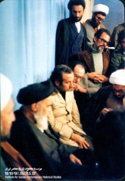 تصاویر تاریخی لحظه تسخیر لانه جاسوسی آمریکا