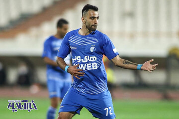 تصاویر | جدیدترین گیتارزنی ارسلان در لیگ برتر!