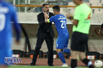 عکس | چه کسی گفته کاپیتان وریا و حاج محمود با هم خوب نیستند؟