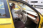 فضاهای جداکننده راننده و مسافر در تاکسی‌های شیراز نصب شده است