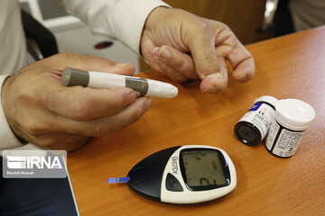 نماینده مجلس: بیماران دیابتی در تهیه انسولین قلمی دچار مشکل هستند
