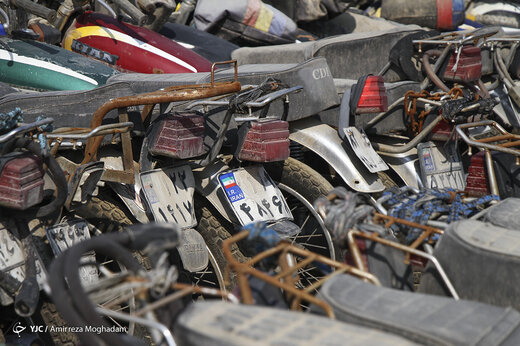 قبرستان موتور سیکلت ها