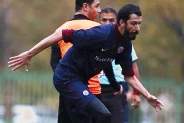 تصاویر | بازگشت بهتاش فریبای سریال پایتخت به فوتبال