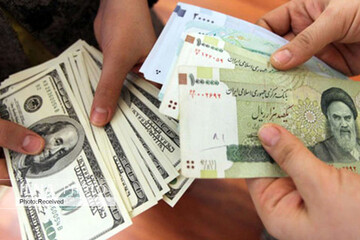 گزارش کیهان از تغییر قیمت دلار / نرخ دلار 13 هزار تومان ریخت