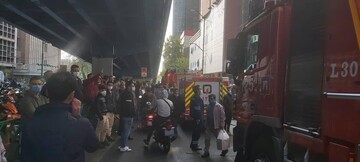 حادثه در یک مرکز تجاری واقع در خیابان جمهوری، تقاطع خیابان حافظ