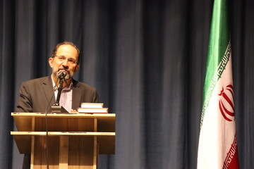 مراسم تجلیل از مدافعان سلامت