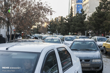 ترافیک سنگین در ۷ گذر اصلی شهر تهران