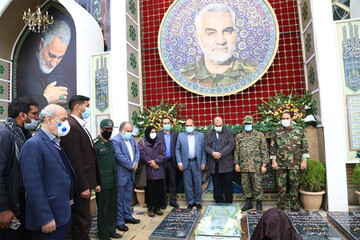 جشنواره فیلم مقاومت، در جوار مزار سردار سلیمانی آغاز شد