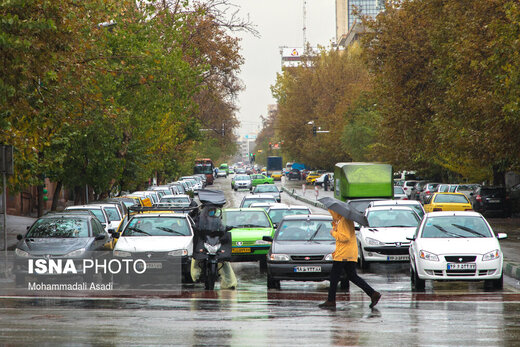 بارش باران پاییزی در تهران