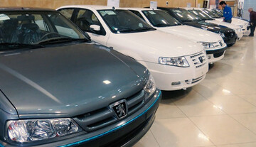 کاهش جزئی قیمت خودرو در بازار/ سورن ۲۳۰ میلیونی شد