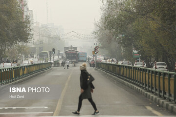 تهران در مه