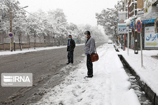 بارش برف پاییزی در ارومیه، زنجان و اردبیل