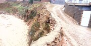 یک پروژه زخمی و خطر سیلاب در کمین منازل مسکونی قلعه‌رئیسی/راه ۱۵ روستا قطع شد