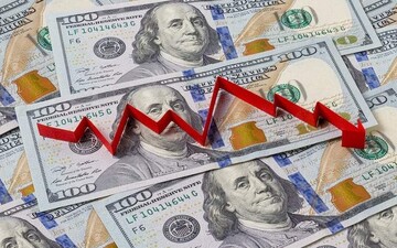 دلار رکورد ٢ ساله کاهش ارزش را شکست 

