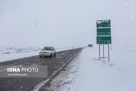 باران و مه گرفتگی در این جاده‌ها