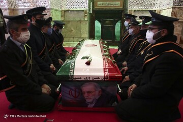آیین خاکسپاری دانشمند شهید محسن فخری زاده