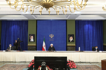  روحانی به منتقدان: هول نشوید، عجله نکنید،خدمات دولت تقدیم به شما