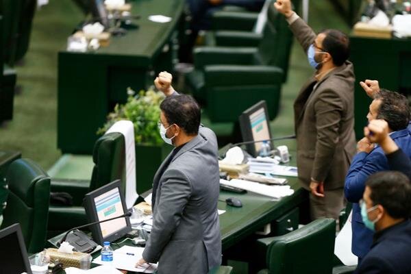 جنجال در پارلمان بر سر توافق ایران و آژانس/صدای دولت شنیده نشد؟