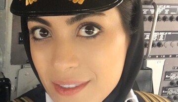 راه و رسم خلبان شدن از زبان نشاط جهانداری اولین بانوی خلبان/ ما زیباترین دفتر کار دنیا را داریم