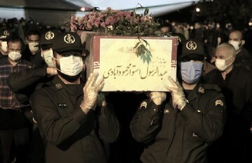 پیکر سرلشکر شهید استوار در شیراز تشییع شد
