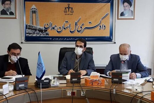 معاون دادگستری همدان: شناسایی دلالان، گام مهم در پیشگیری از توزیع خارج از شبکه آرد یارانه‌ای است