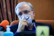 ببینید | هشدار و نگرانی وزیر بهداشت از صف‌های طولانی تهیه شب یلدا