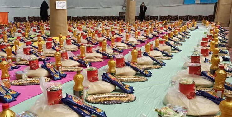 کمک های مومنانه با یاد شهید سلیمانی: توزیع ۳۰ هزار بسته کمک معیشتی در همدان گزارش