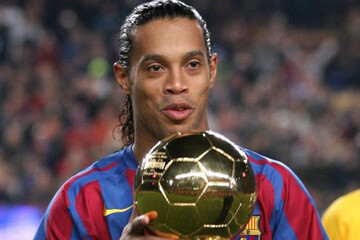 عکس | گرد پیری بر چهره رونالدینیو در تصویر یادگاری کنار رضا قوچان‌نژاد