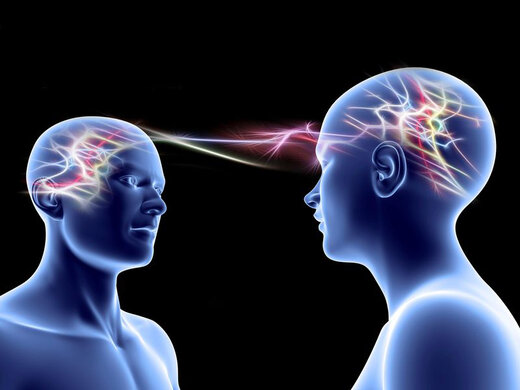 ببینید | به آینده خوش آمدید؛ اتصال مغز دو انسان از طریق اینترنت برای اولین بار