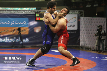 بازار بزرگ قهرمان لیگ کشتی فرنگی