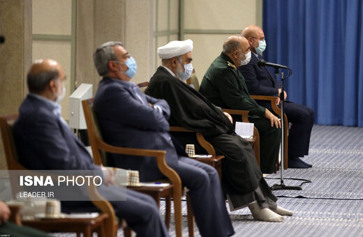 دیدار دست‌اندرکاران مراسم سالگرد شهادت حاج قاسم سلیمانی با مقام معظم رهبری