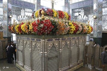 گل آرایی حرم حضرت زینب (س)