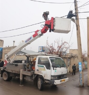 ضعف ولتاژ ٣٥٠٠مشترک در قزوین برطرف شد ضعف ولتاژ ٣٥٠٠مشترک در قزوین برطرف شد