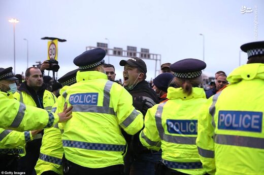 درگیری رانندگان کامیون با پلیس انگلیس