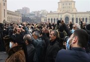 مخالفان دولت ارمنستان به خیابان‌ها آمدند/آمادگی پاشینیان برای استعفا