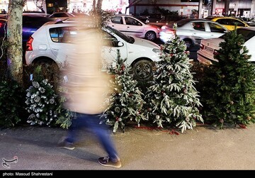 حال و هوای کریسمس درخیابان های تهران