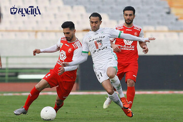 ببینید | دیدار جذاب و پربرخورد پرسپولیس و ذوب‌آهن از دریچه دوربین عکاسی