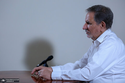 جهانگیری: دولت برای تأمین واکسن کرونا منتظر تولید داخلی نخواهد ماند /ارز مورد نیاز برای خرید واکسن را تامین کرده ایم