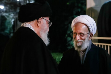 تصاویری از آیت‌الله مصباح یزدی در کنار رهبر انقلاب