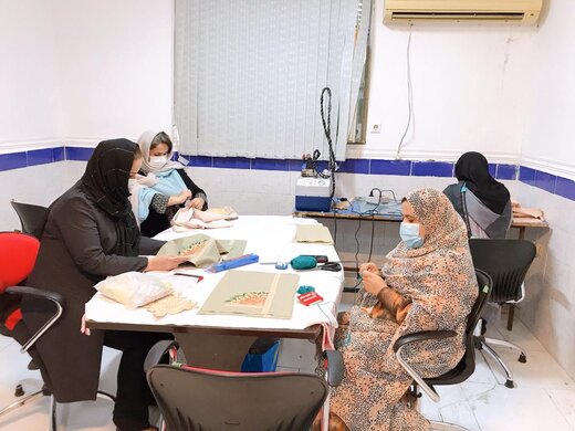  دوره آموزشی تکنیک‌های کاربردی خیاطی در قشم برگزار شد