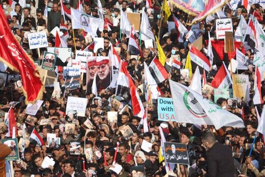 راهپیمایی بزرگ عراقی‌ها در سالگرد شهادت سردار سلیمانی
