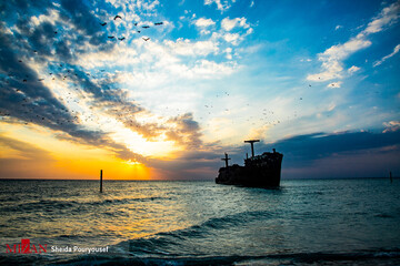 تصاویر | کشتی یونانی رو به ویرانی