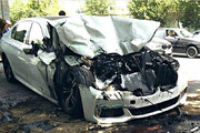 ببینید | تصادف شدید خودروی BMW با یک گاومیش در اهواز