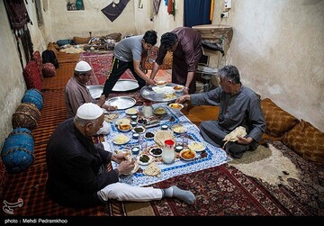 علی دانش آموز روستای علوه