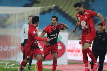 تقسیم امتیازات بازی استقلال و پرسپولیس در دربی ۹۴