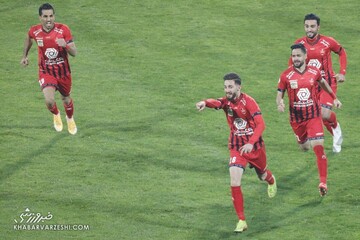 تقسیم امتیازات بازی استقلال و پرسپولیس در دربی ۹۴