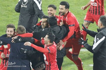تقسیم امتیازات بازی استقلال و پرسپولیس در دربی ۹۴